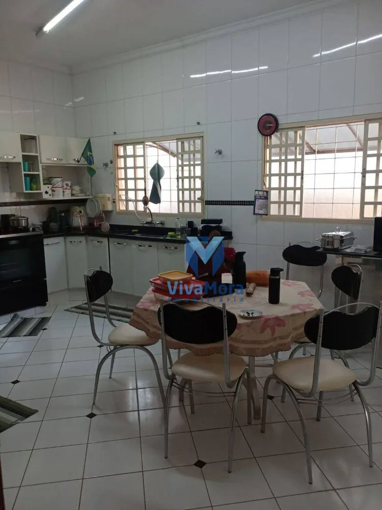 Casa, 4 quartos, 344 m² - Foto 4
