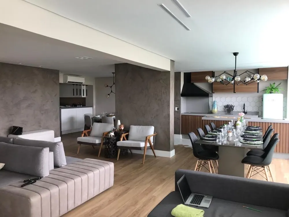 Apartamento, 4 quartos, 202 m² - Foto 1