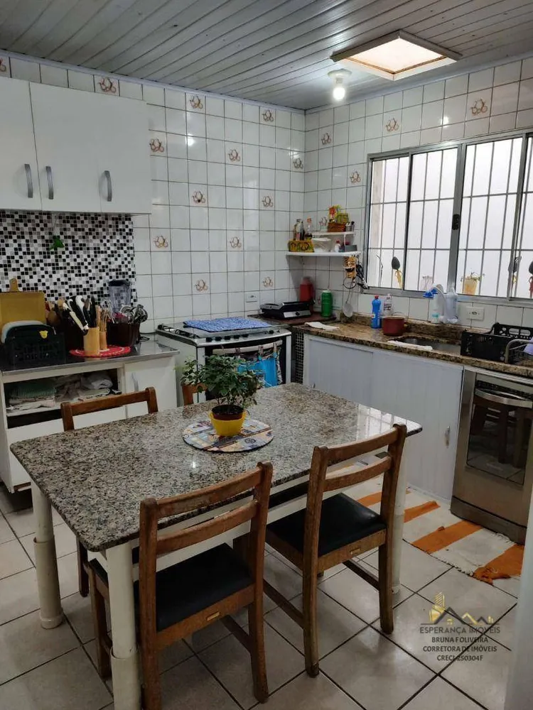 Casa, 3 quartos, 250 m² - Foto 9