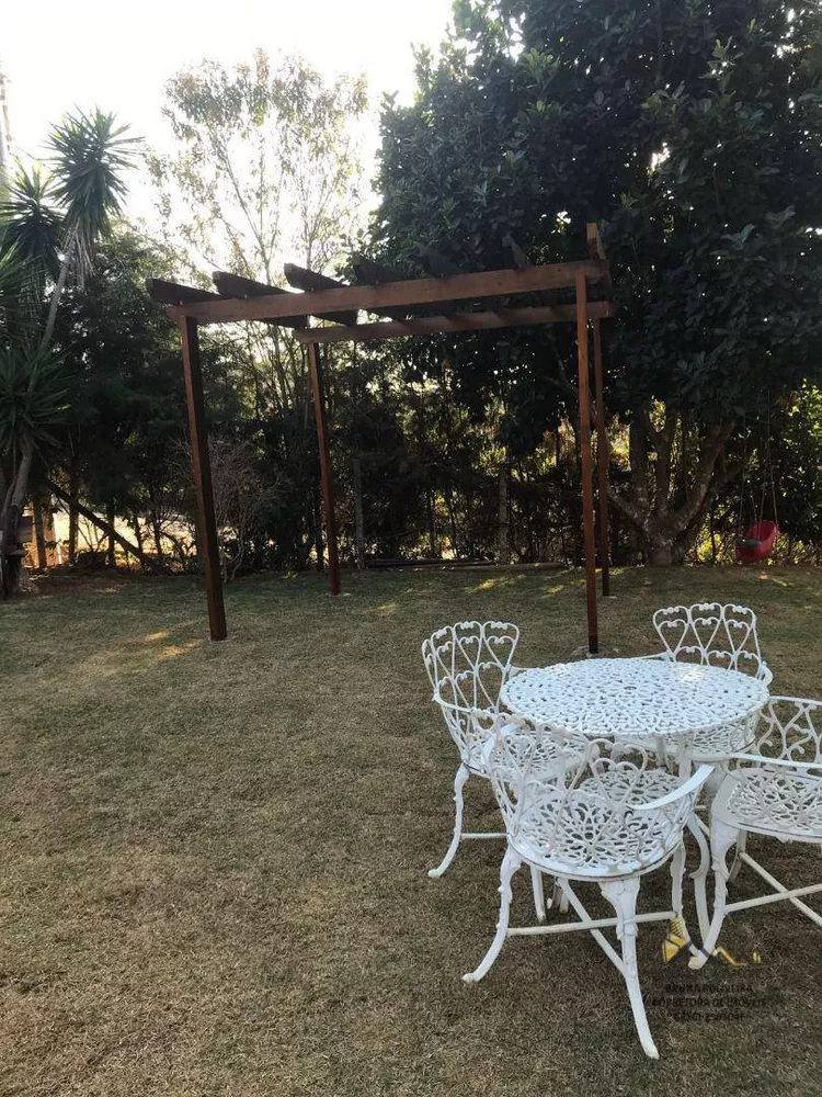 Chácara à venda com 2 quartos, 110m² - Foto 1