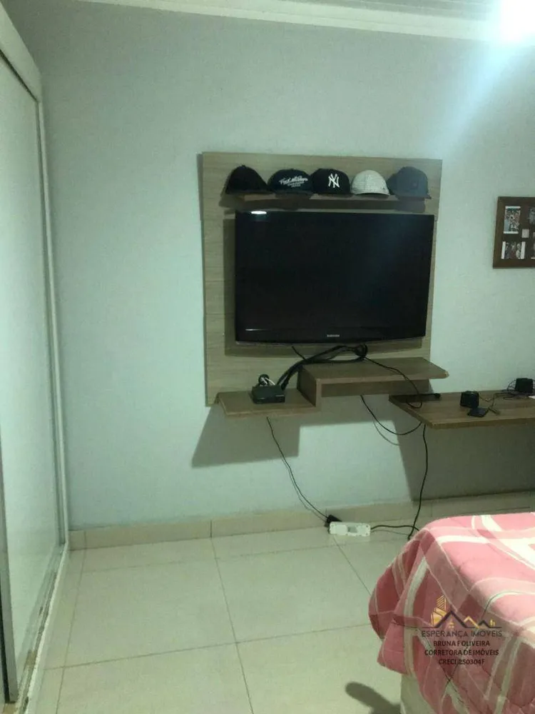 Chácara, 2 quartos, 2461 m² - Foto 2
