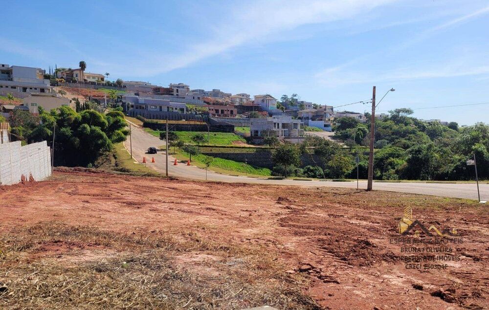 Loteamento e Condomínio, 688 m² - Foto 1