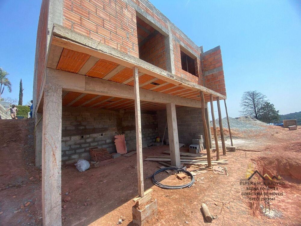 Chácara, 3 quartos, 333 m² - Foto 1