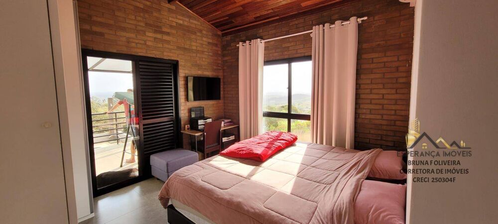 Chácara à venda com 3 quartos, 178m² - Foto 9