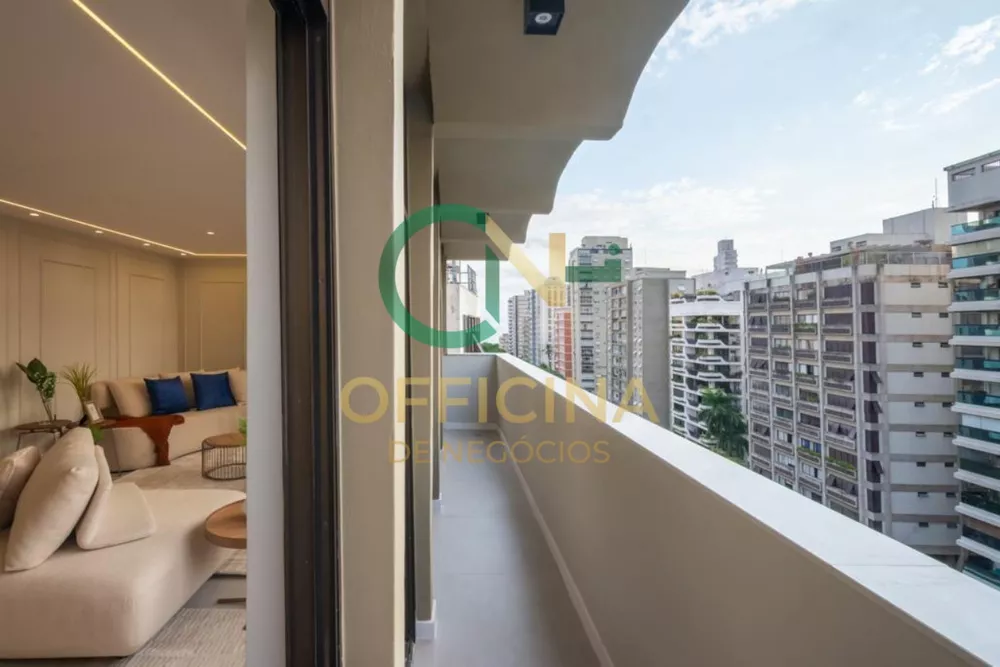 Apartamento à venda com 3 quartos, 270m² - Foto 1