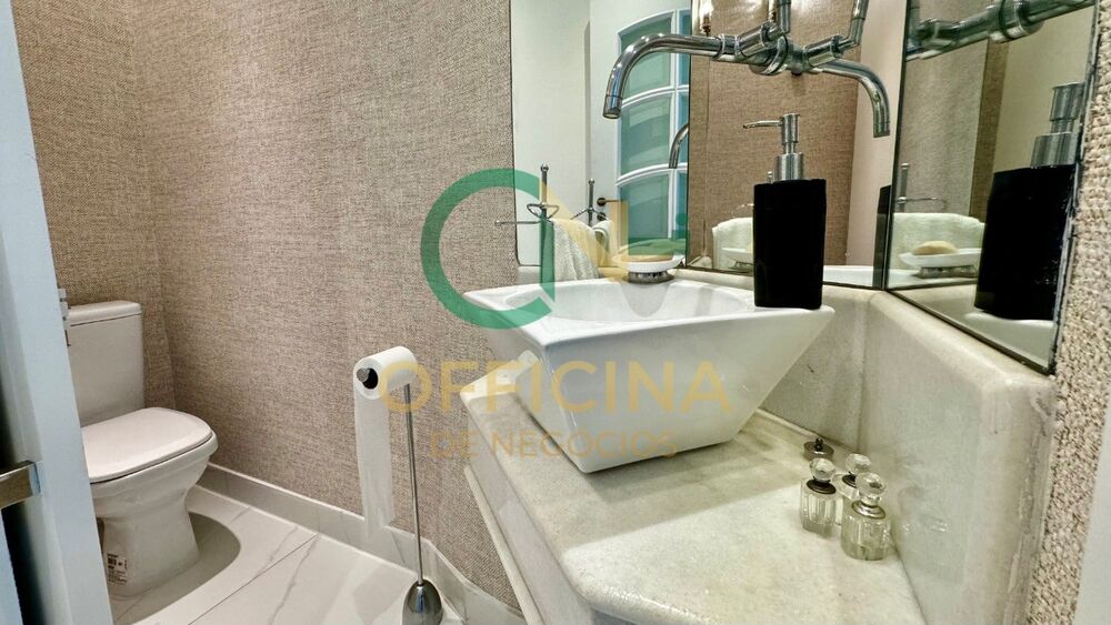 Apartamento à venda com 3 quartos, 170m² - Foto 8