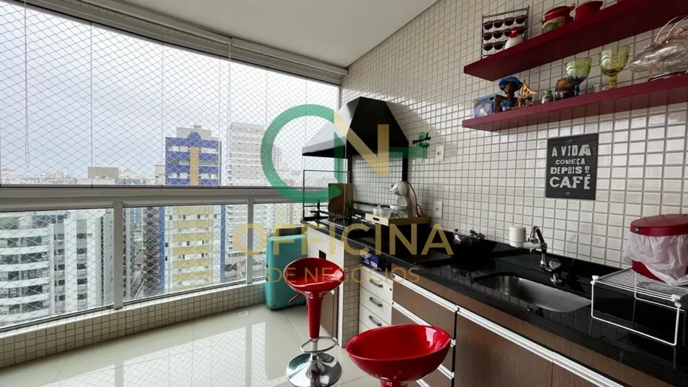 Apartamento à venda com 3 quartos, 138m² - Foto 1