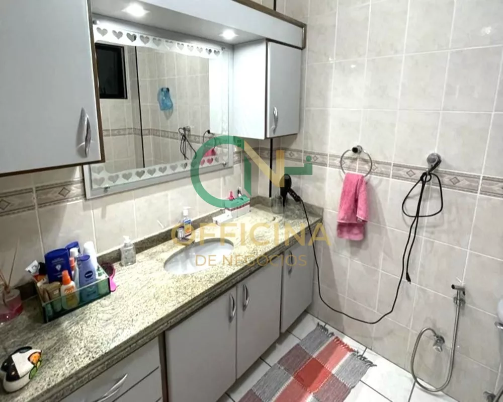 Apartamento à venda com 3 quartos, 120m² - Foto 8