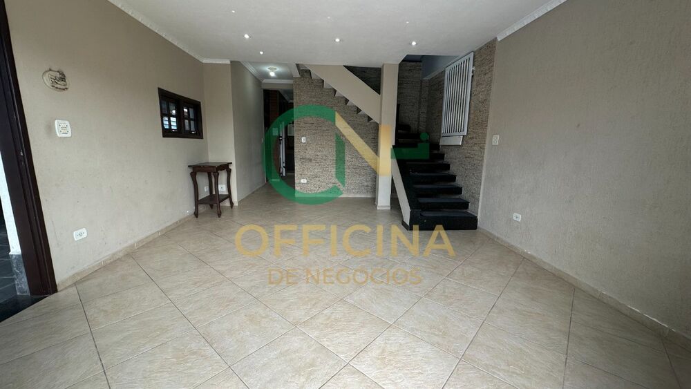 Casa, 3 quartos, 200 m² - Foto 2