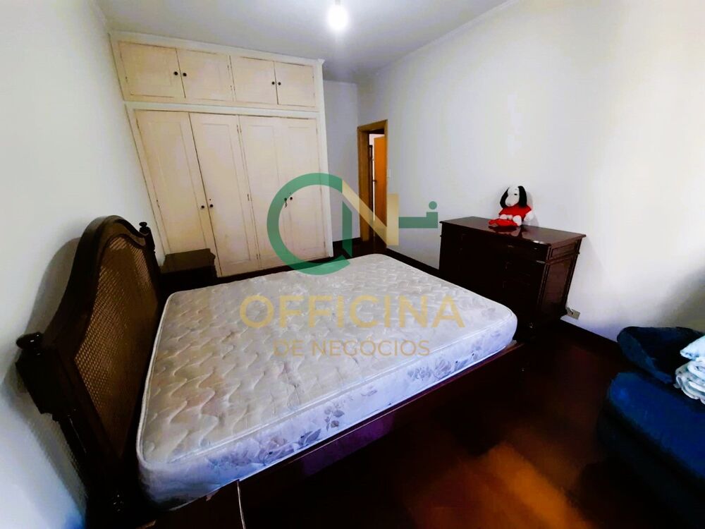 Apartamento à venda com 3 quartos, 190m² - Foto 10