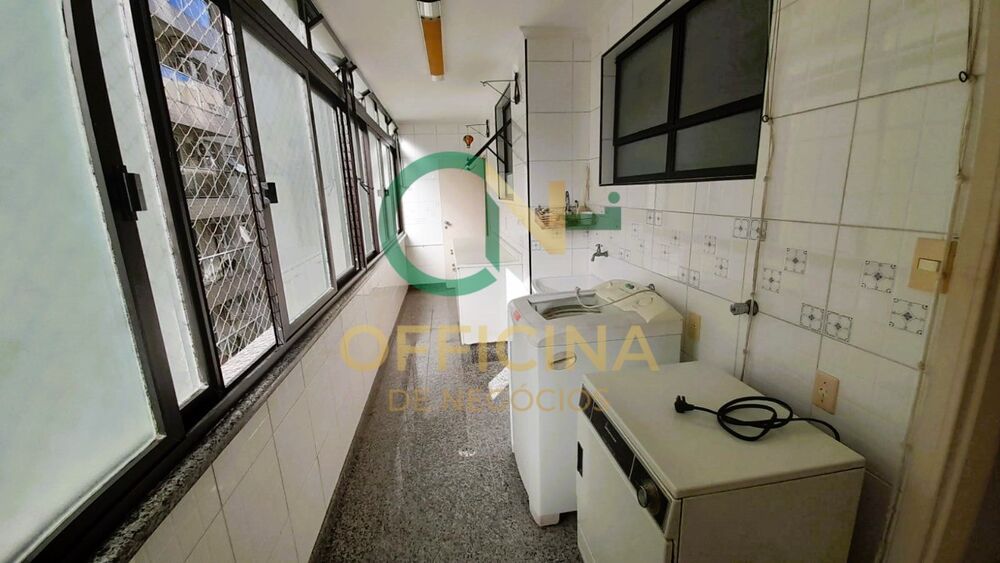 Apartamento à venda com 3 quartos, 190m² - Foto 19