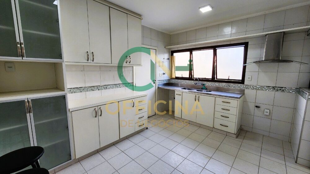 Apartamento para alugar com 4 quartos, 200m² - Foto 10