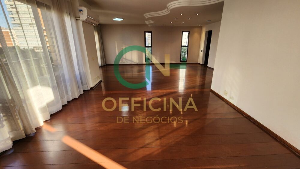 Apartamento para alugar com 4 quartos, 200m² - Foto 3
