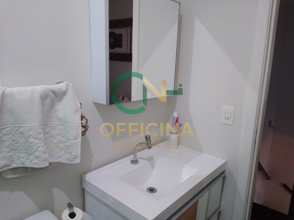 Apartamento para alugar com 2 quartos, 70m² - Foto 15