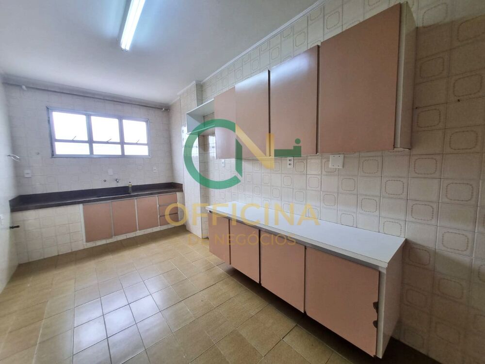 Apartamento, 3 quartos, 140 m² - Foto 1