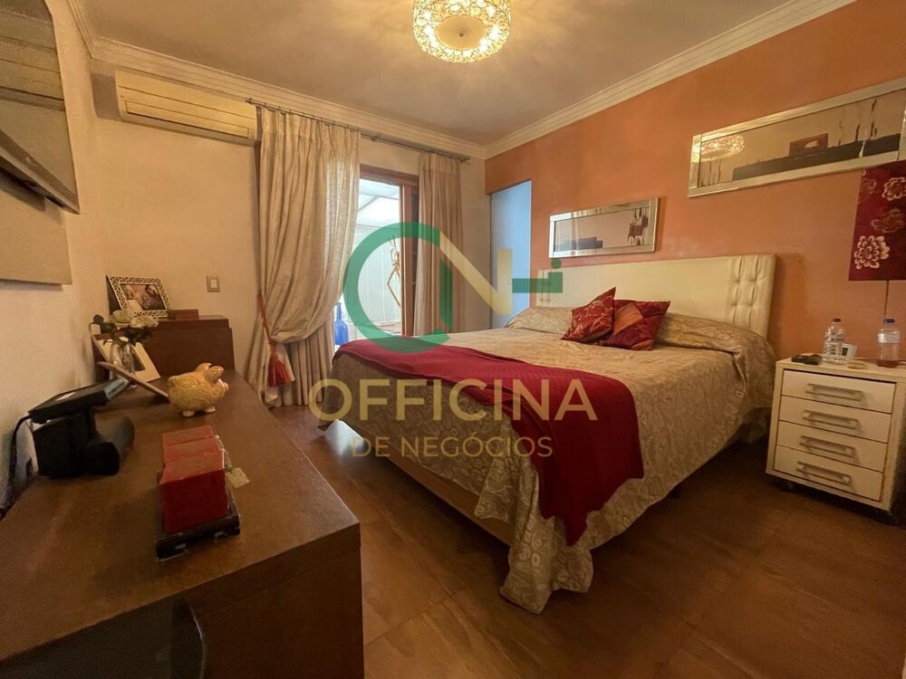 Casa, 3 quartos, 223 m² - Foto 13