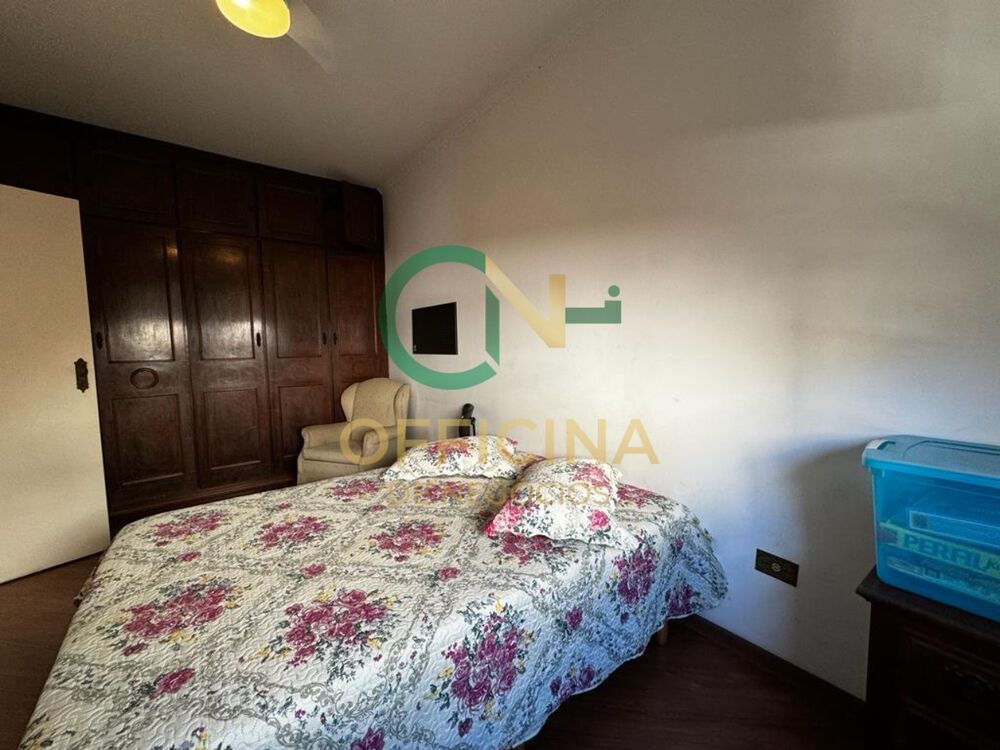 Casa, 4 quartos, 305 m² - Foto 4