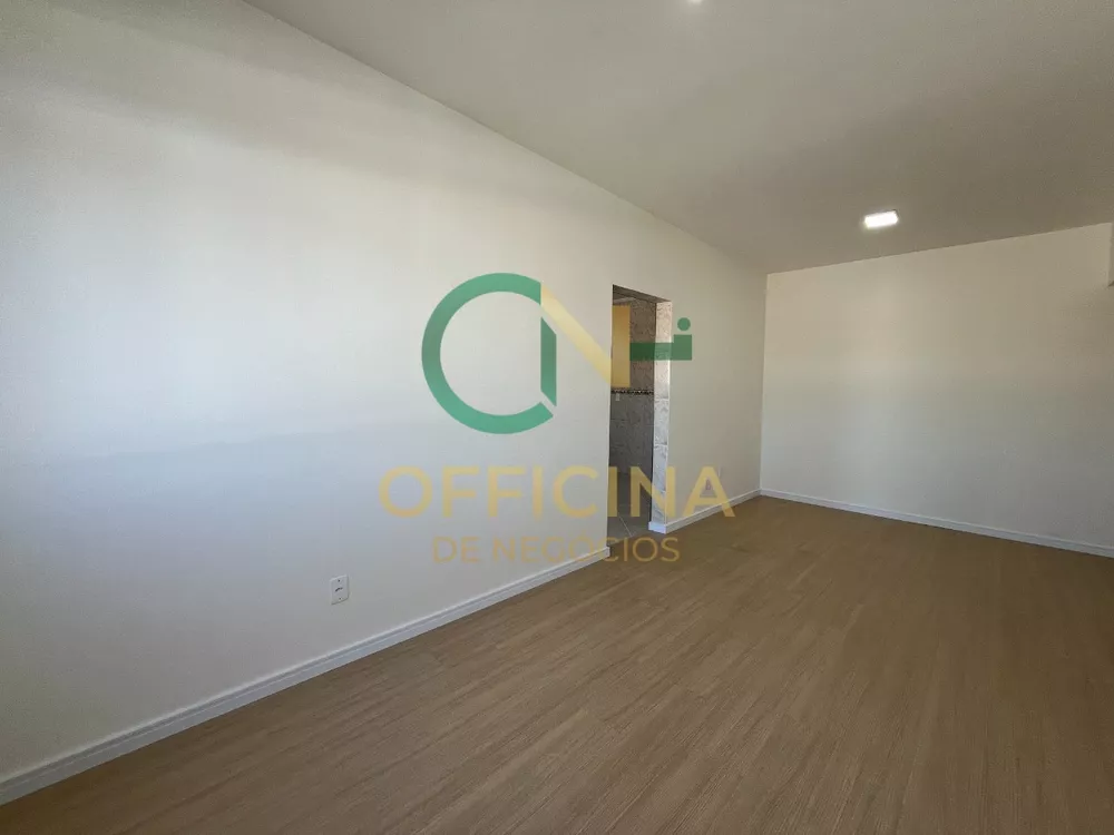 Apartamento à venda com 2 quartos, 76m² - Foto 4