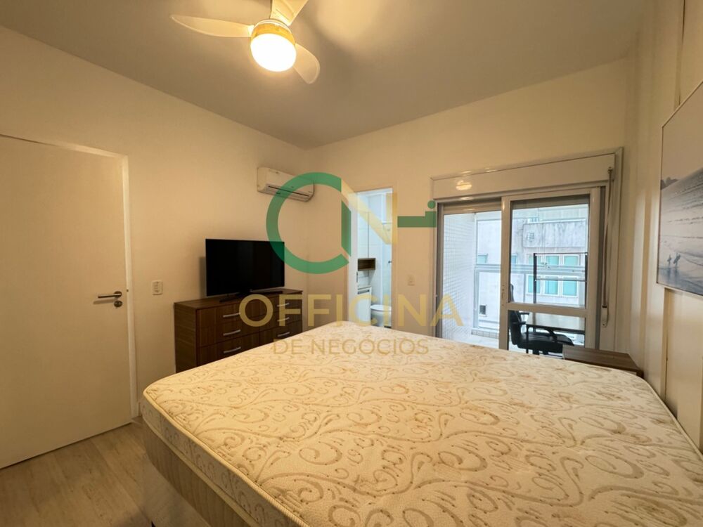 Apartamento à venda com 2 quartos, 80m² - Foto 11