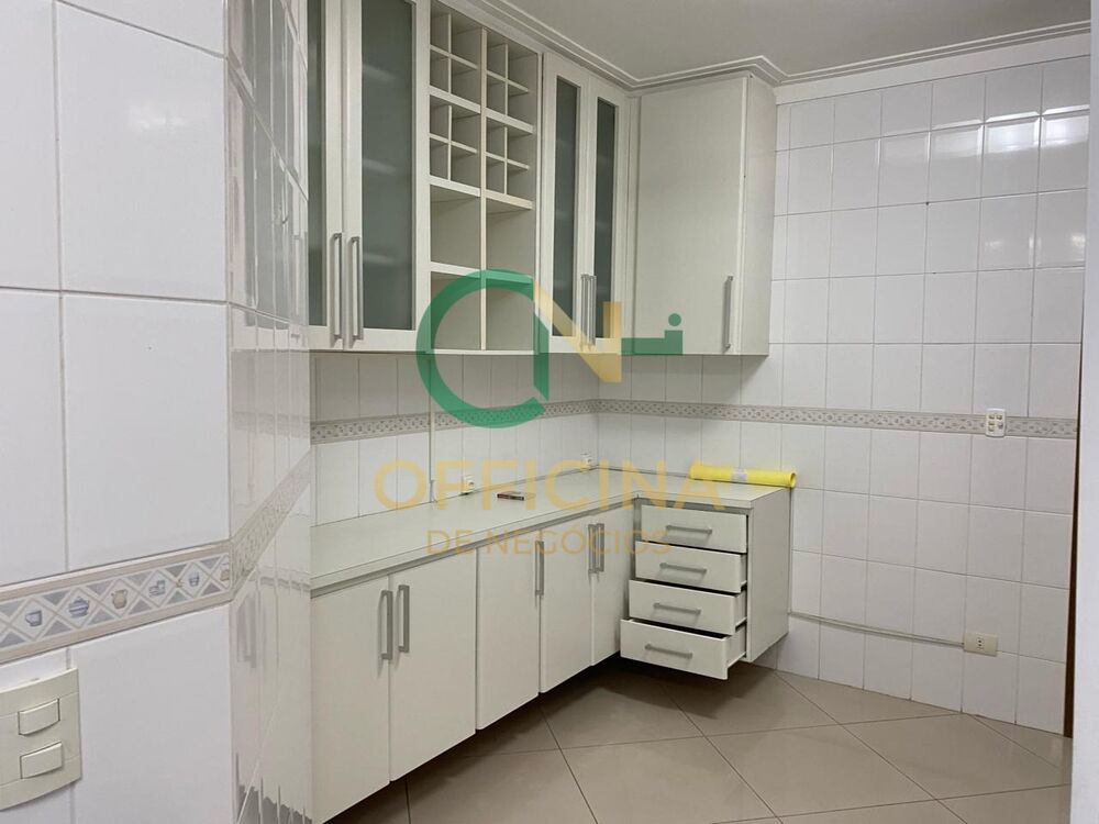 Apartamento à venda com 3 quartos, 119m² - Foto 3