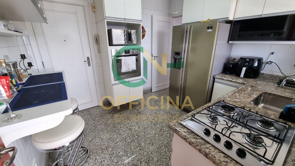 Cobertura à venda com 2 quartos, 188m² - Foto 9