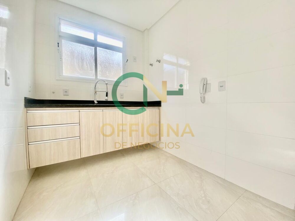 Casa à venda com 2 quartos, 99m² - Foto 3