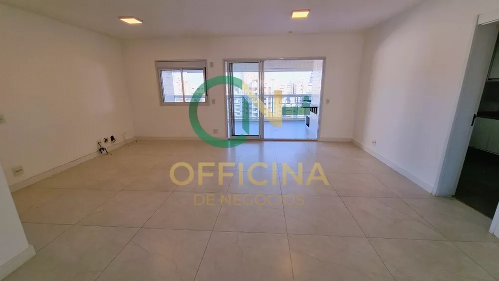 Apartamento para alugar com 3 quartos, 143m² - Foto 3