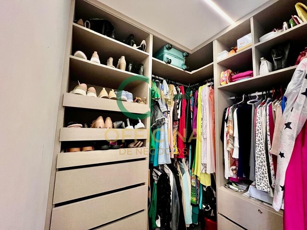 Apartamento à venda com 3 quartos, 139m² - Foto 18