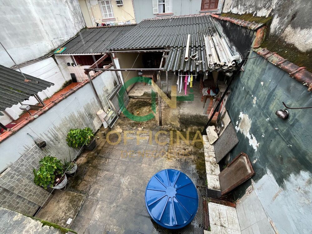Casa à venda com 5 quartos, 240m² - Foto 7