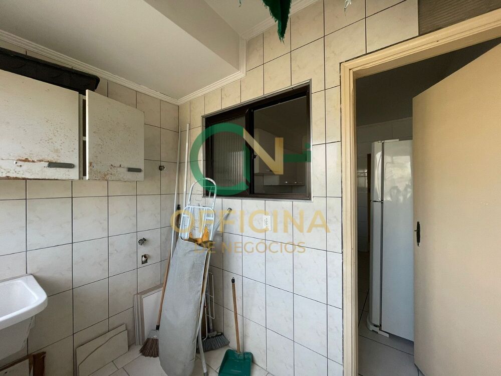 Apartamento à venda com 2 quartos, 70m² - Foto 19