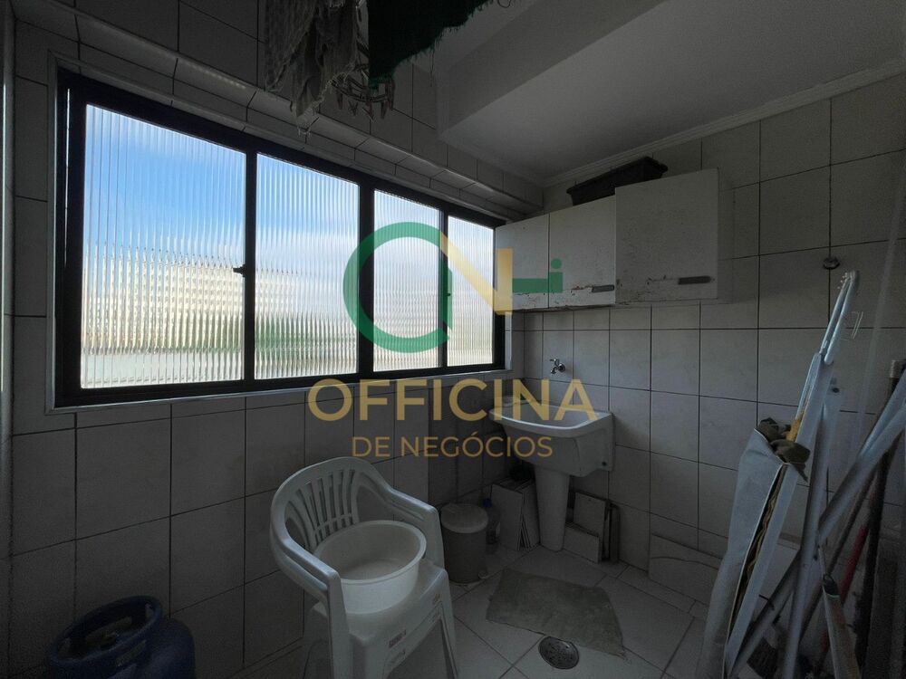 Apartamento à venda com 2 quartos, 70m² - Foto 18