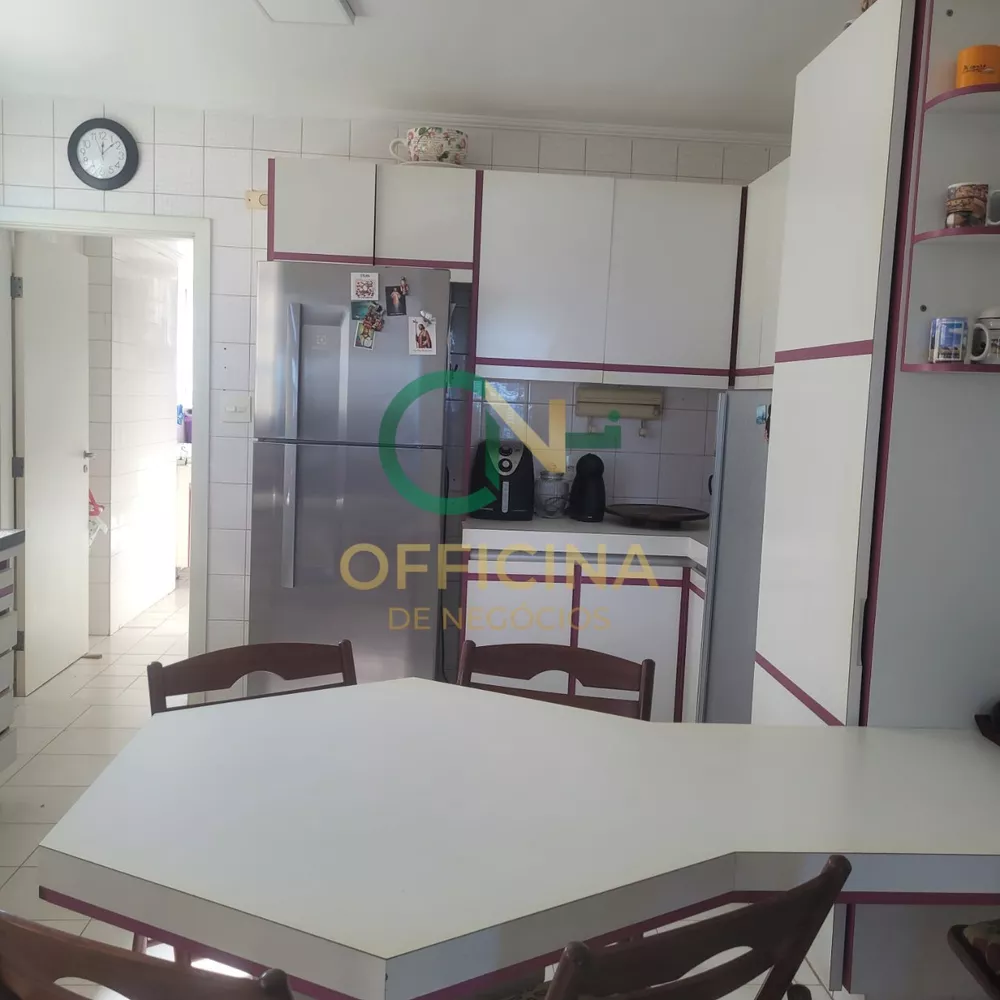 Apartamento à venda com 4 quartos, 190m² - Foto 8