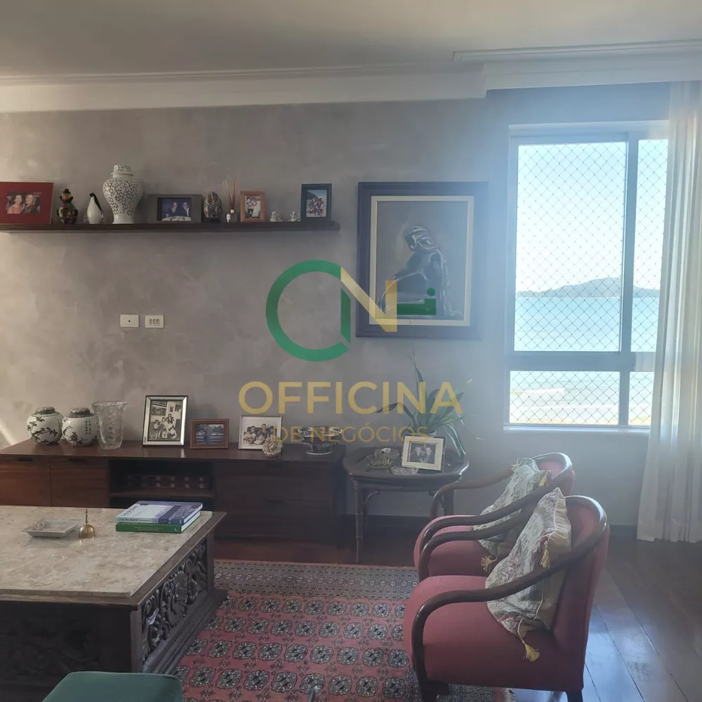 Apartamento à venda com 4 quartos, 190m² - Foto 2