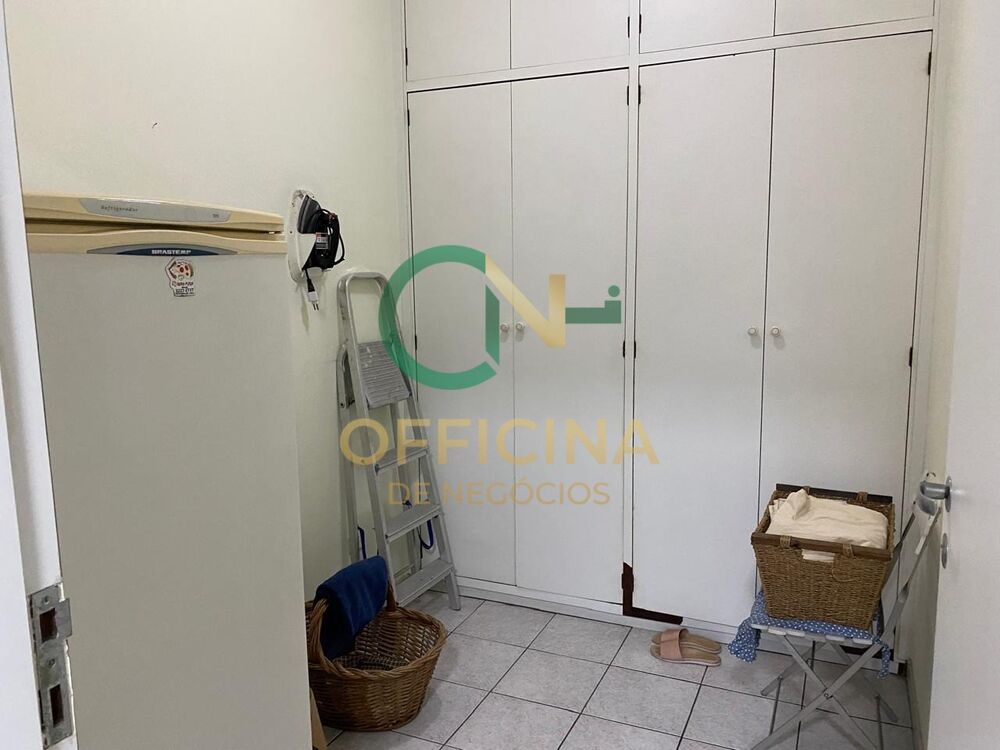 Apartamento à venda com 3 quartos, 230m² - Foto 27