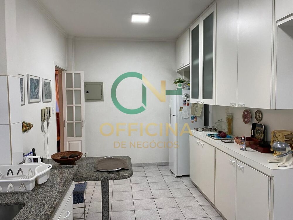 Apartamento à venda com 3 quartos, 230m² - Foto 21