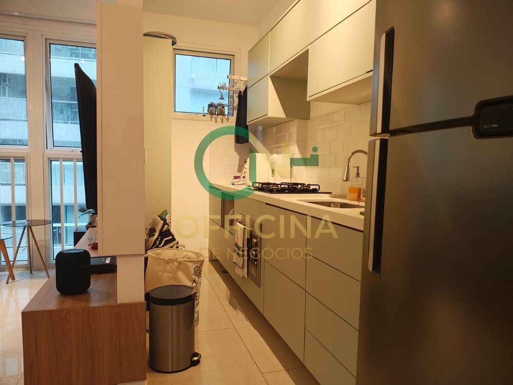 Apartamento à venda com 2 quartos, 83m² - Foto 4