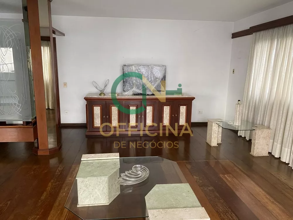 Apartamento à venda com 3 quartos, 210m² - Foto 4