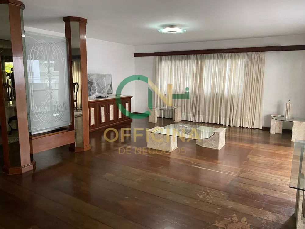 Apartamento à venda com 3 quartos, 210m² - Foto 2