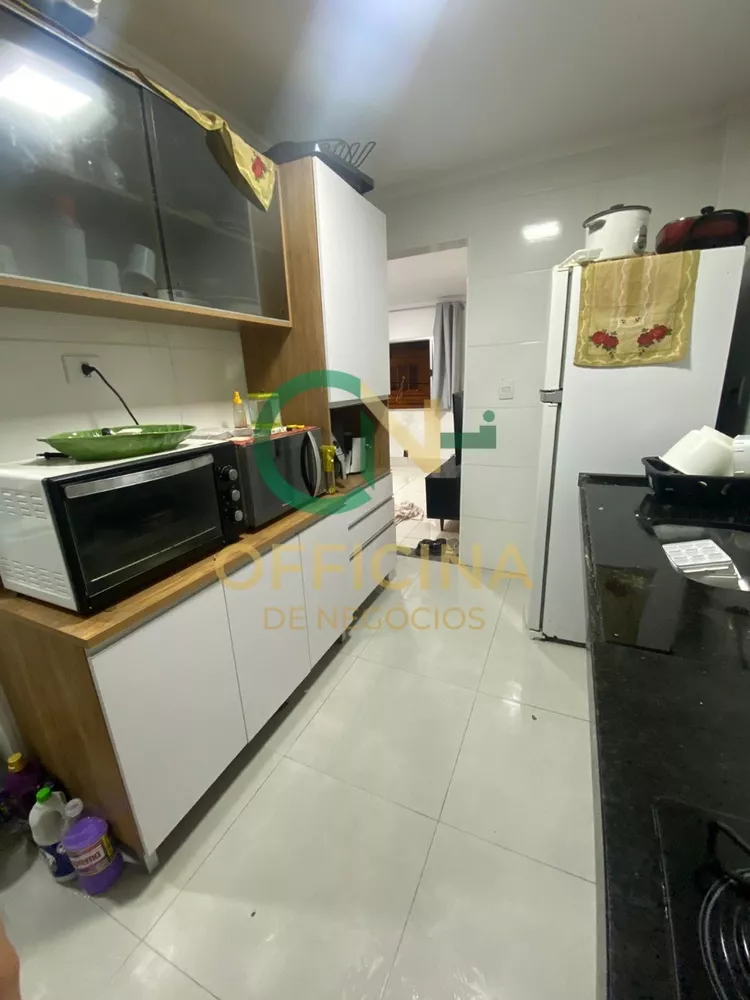 Apartamento à venda com 2 quartos, 37m² - Foto 3