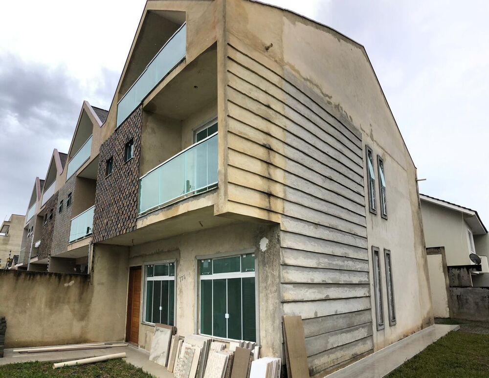 Sobrado à venda com 3 quartos, 150m² - Foto 1