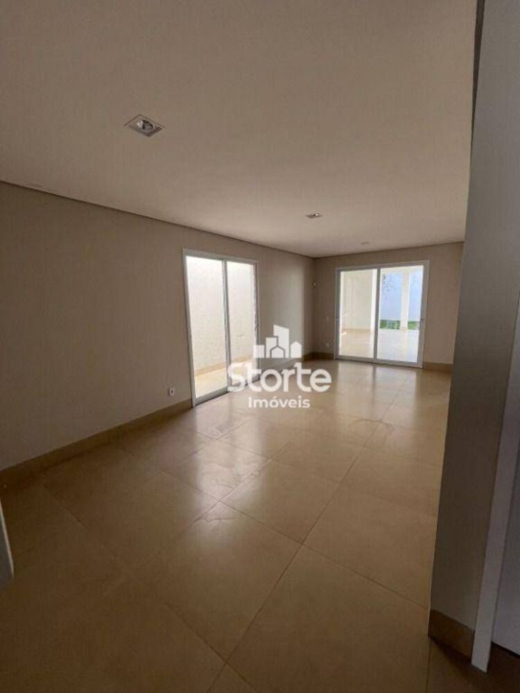 Casa, 3 quartos, 250 m² - Foto 10