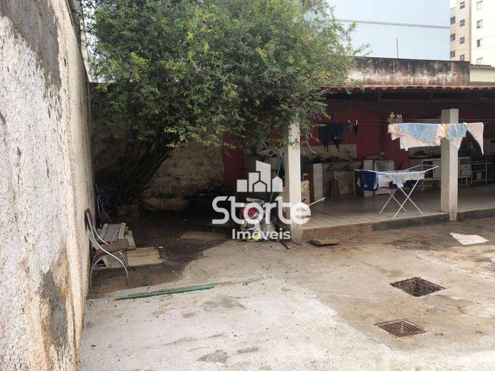 Casa, 3 quartos, 200 m² - Foto 9