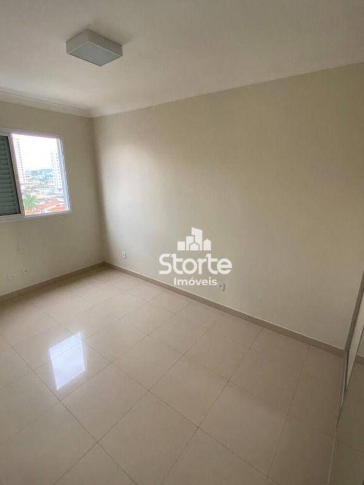 Apartamento, 3 quartos, 94 m² - Foto 2