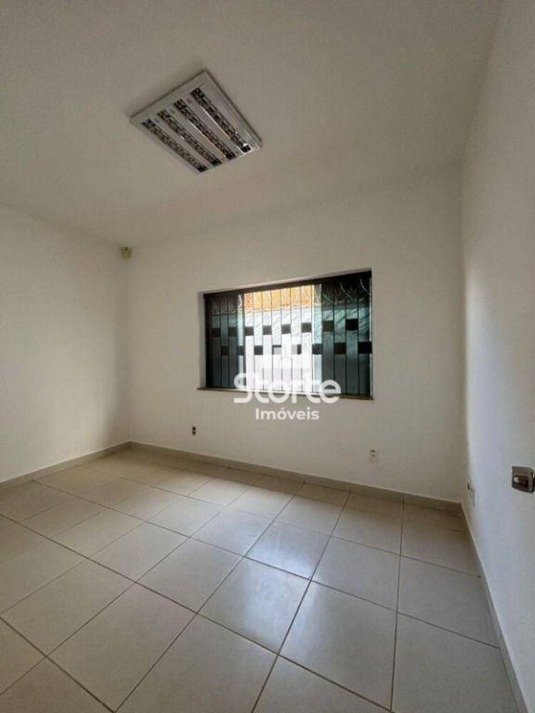 Casa para alugar, 205m² - Foto 1