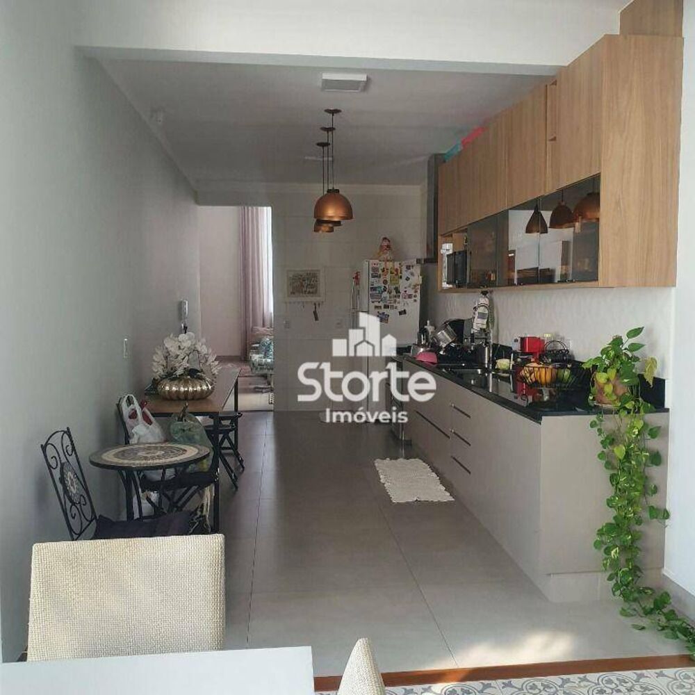 Casa, 3 quartos, 170 m² - Foto 4