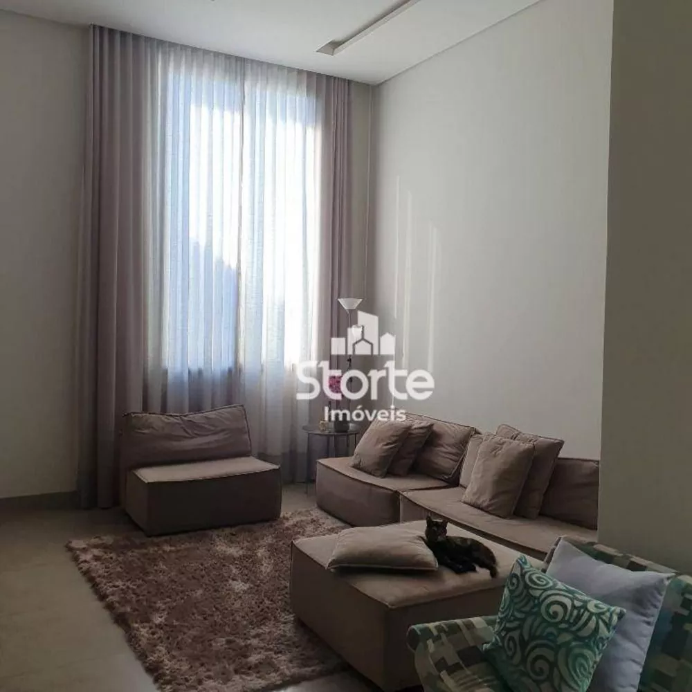 Casa, 3 quartos, 170 m² - Foto 2