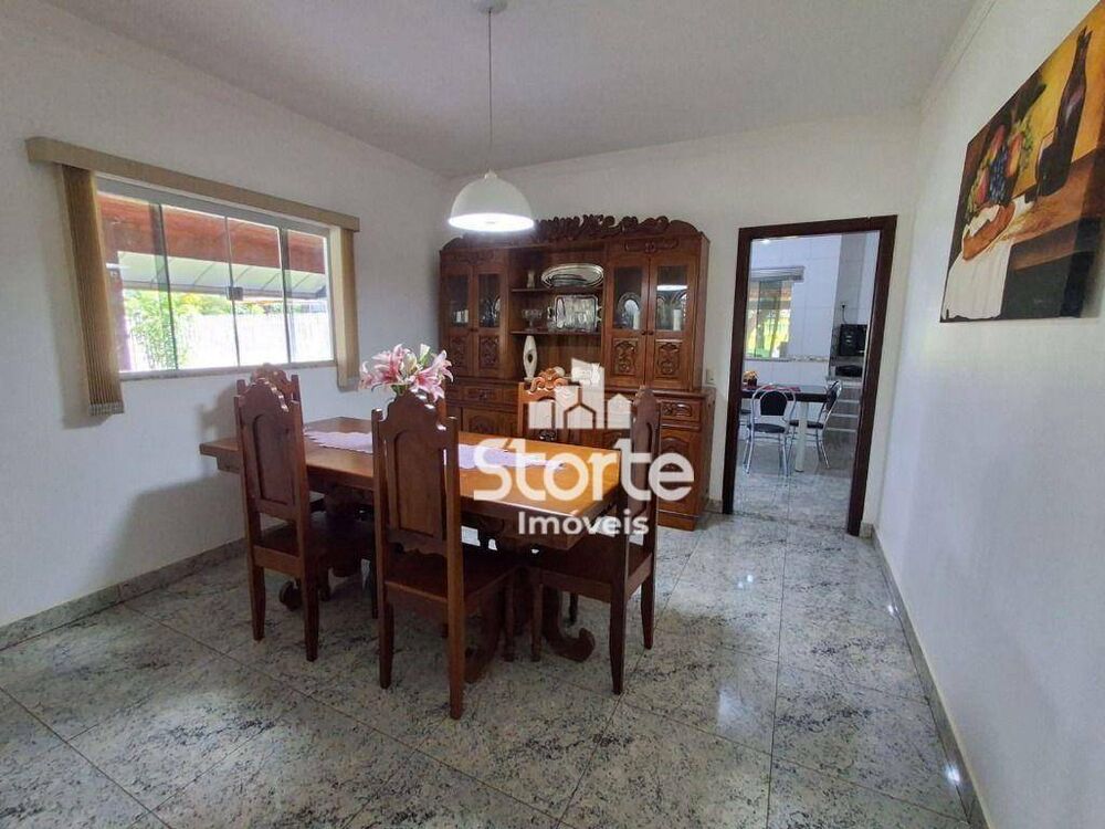 Chácara à venda com 3 quartos, 220m² - Foto 5