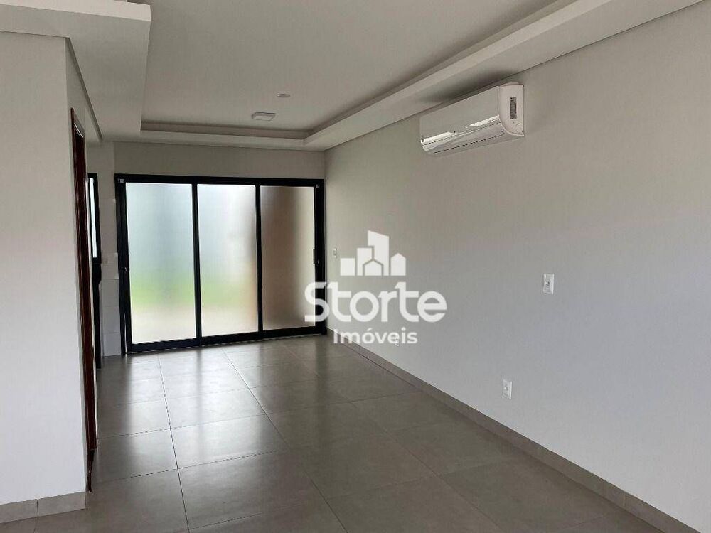 Casa, 3 quartos, 110 m² - Foto 1
