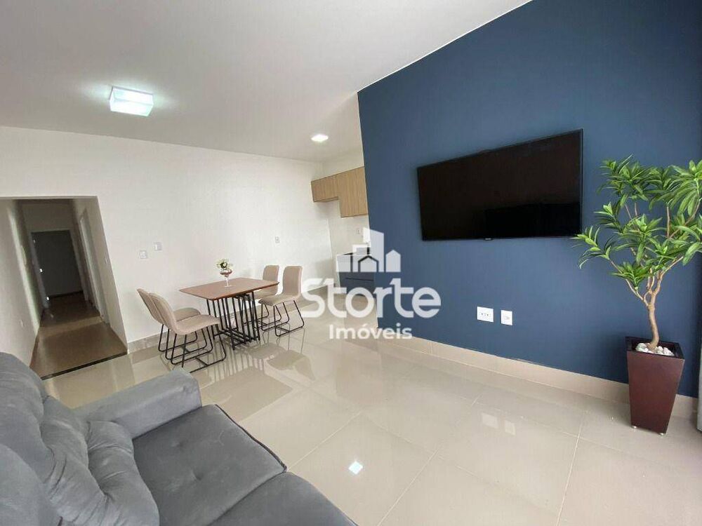 Casa, 3 quartos, 74 m² - Foto 2