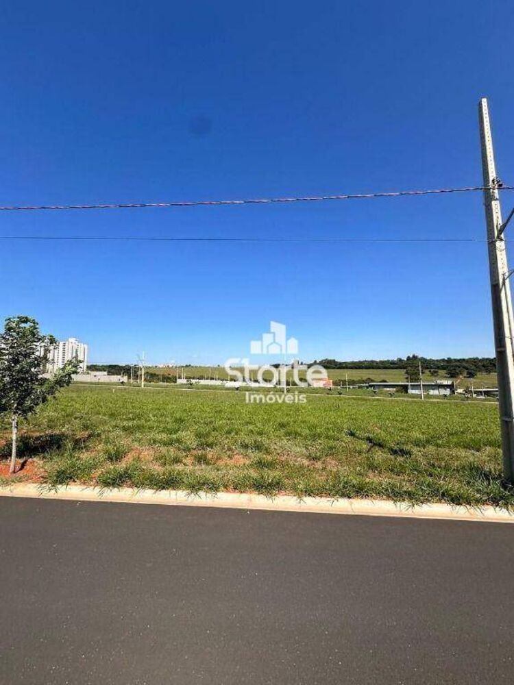 Loteamento e Condomínio, 264 m² - Foto 1